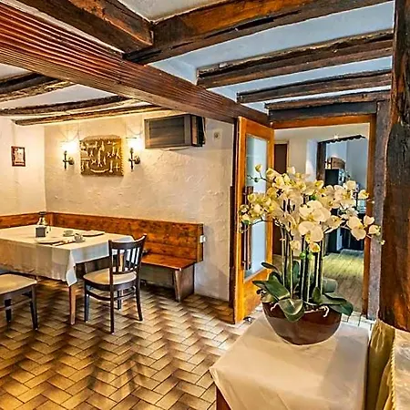 فندق Hotel-gasthof Zum Ritter