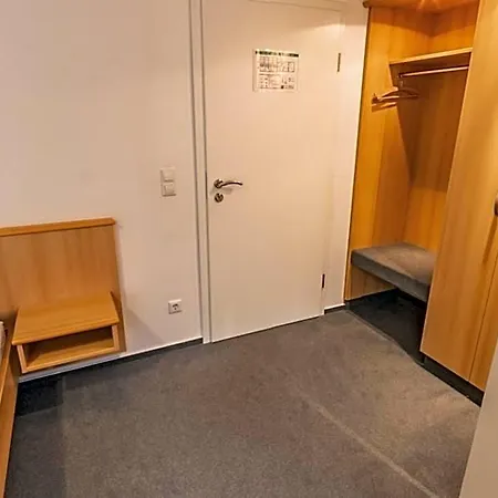 فندق Hotel-gasthof Zum Ritter 3*