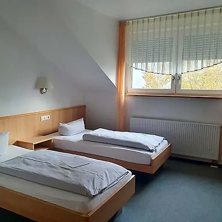 فندق Hotel-gasthof Zum Ritter 3*
