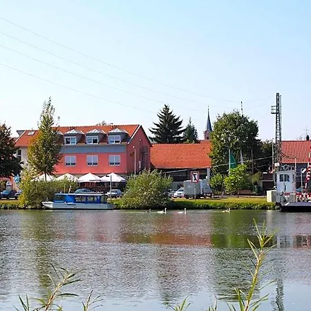 فندق Hotel-gasthof Zum Ritter Gundelsheim (Baden-Wurttemberg)